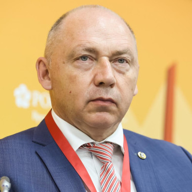 Дмитрий Кудлай: «НПО „Микроген“ выпускает самый большой портфель вакцин в России»