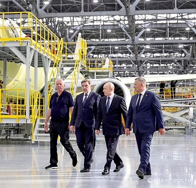 Vladimir Putin Estimated the Progress of Work on the МС-21 and Yak-130М