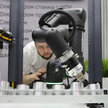 Rostec will Showcase a 3D Bioprinting Skin Restoration Robot at Bioprom-2026