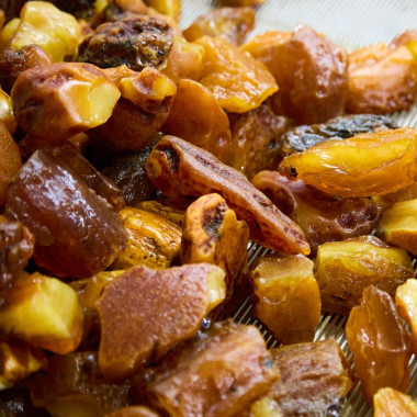 Янтарный комбинат Ростеха обновил годовой рекорд добычи солнечного камня