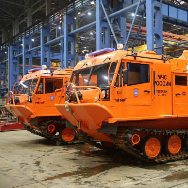 Ростех передал МЧС России финальную в этом году партию вездеходов ТМ-140