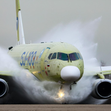Испытания нового «Суперджета» в «бассейне» на защиту двигателей от воды