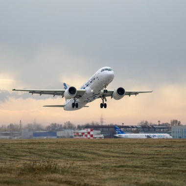 Второй импортозамещенный МС-21 поднялся в воздух