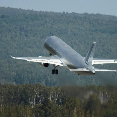 The First Import-Substituted SJ-100 Built Using Commercial Technologies Made Its Maiden Flight in Komsomolsk-on-Amur