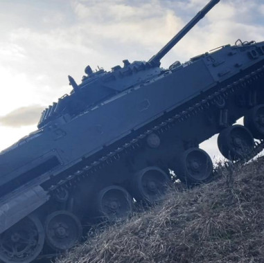 Ростех передал в войска новую партию боевых машин пехоты БМП-3