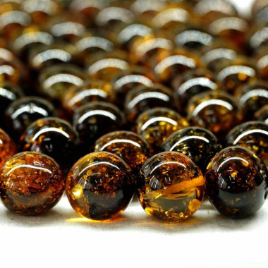 Продажи черного янтаря на аукционах выросли более чем в 12 раз