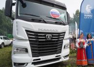 Автомобили «КАМАЗ» демонстрировались на выставке «День поля» в Иркутской области