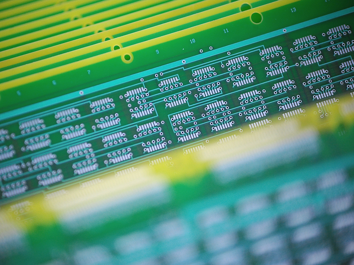 Электропроводящие узоры: как работает печатная плата