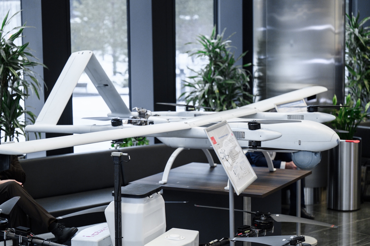 Ростех презентовал в Москве восемь типов новейших отечественных дронов