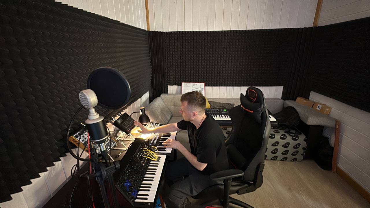 Группа Symbol записала в микрофоны «Октава» новый альбом