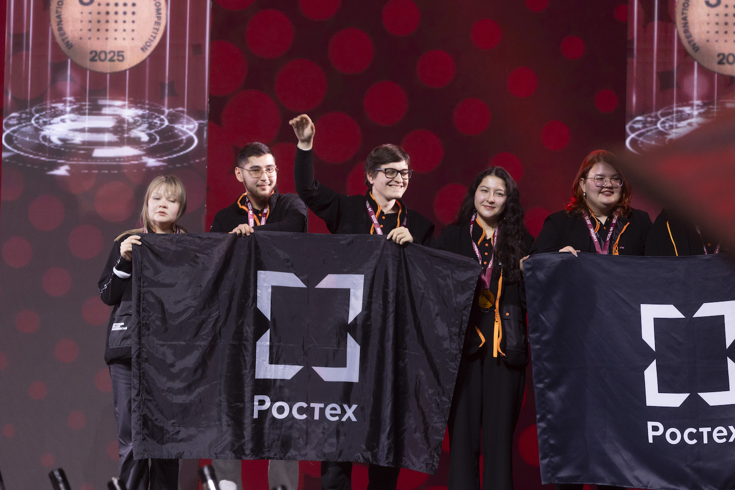 Сотрудники Ростеха одержали победу на международном чемпионате «Хайтек»