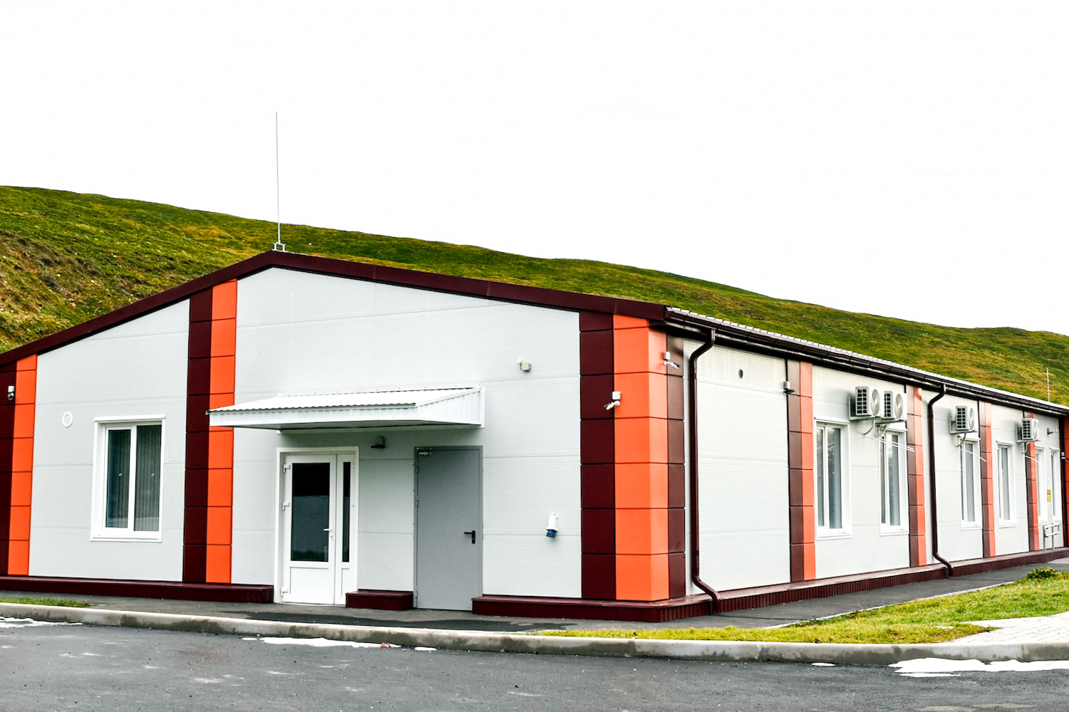 Амбулатория в крымском селе Мирное приняла первых пациентов