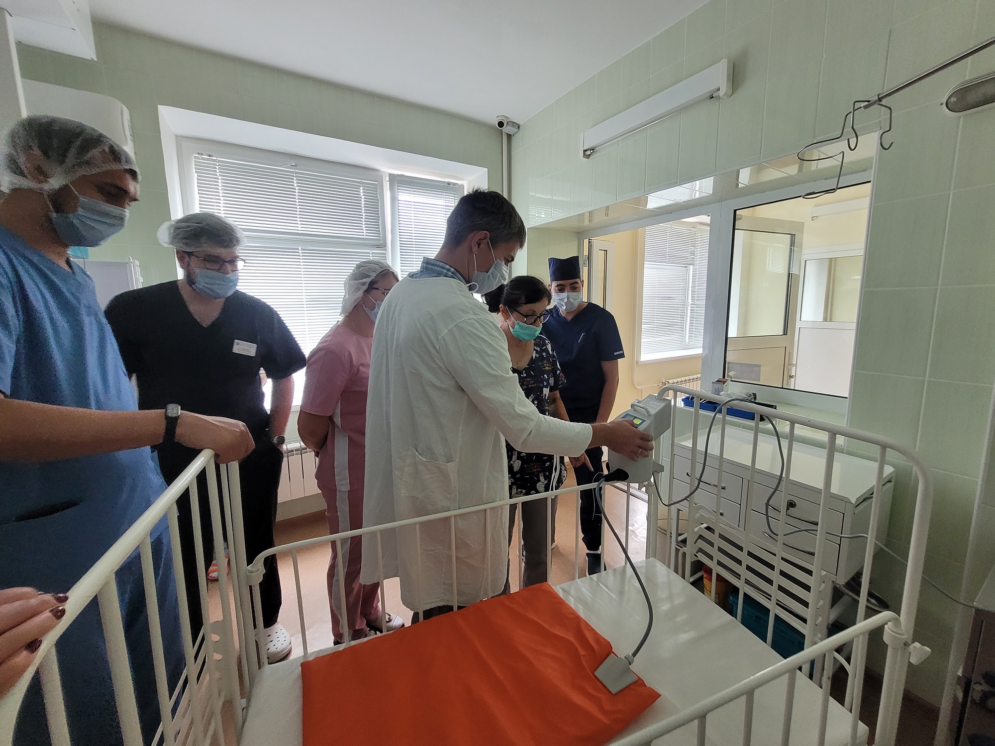 Новикомбанк и Русфонд помогли белгородской областной детской больнице