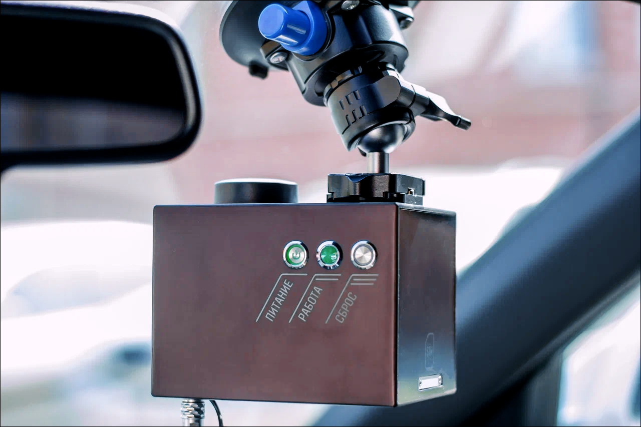 «Росэлектроника» показала новую версию комплекса для поиска угнанных автомобилей