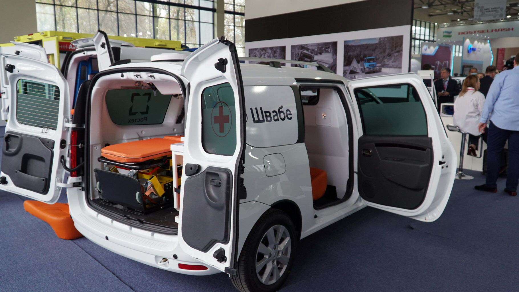 Rostec Presents Medical Vehicles at International Exhibition