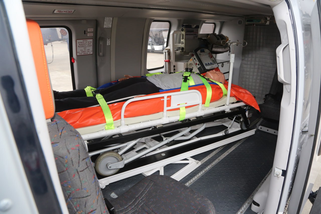 Russian Helicopters Demonstrated the Ansat Ambulance to Journalists from Middle East Countries