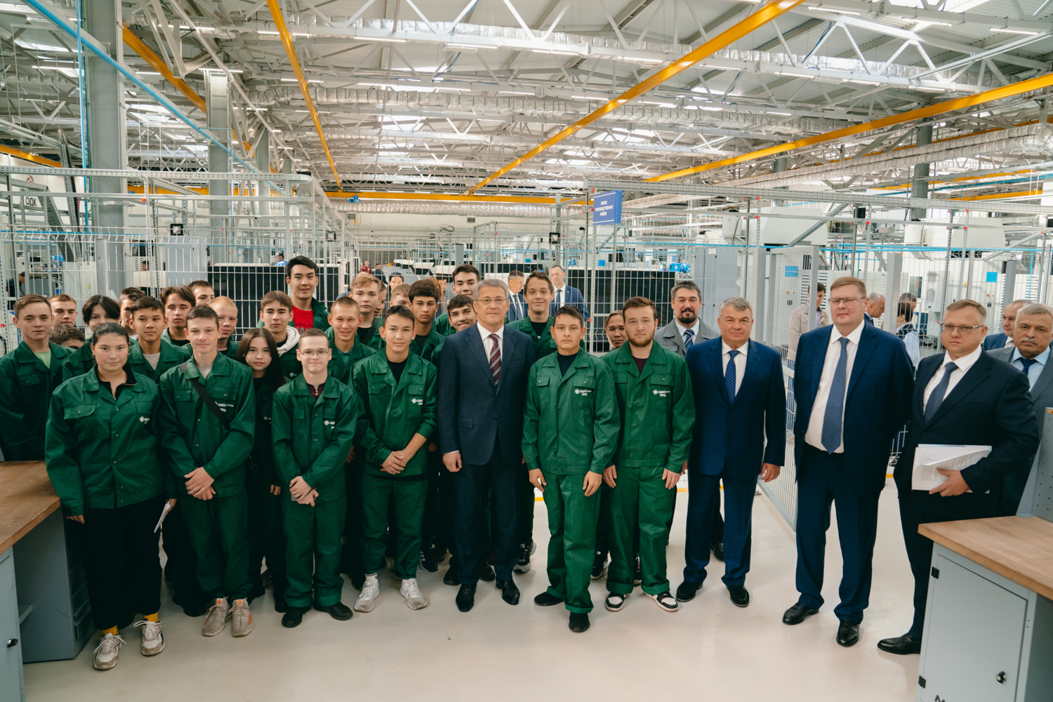 В Производственно-учебном центре Ростеха в Уфе получают профессию более 1000 человек