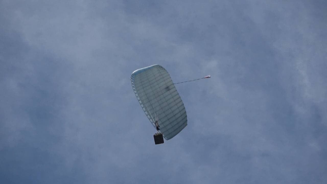 Ростех завершил заводские испытания «умного» транспортного парашюта