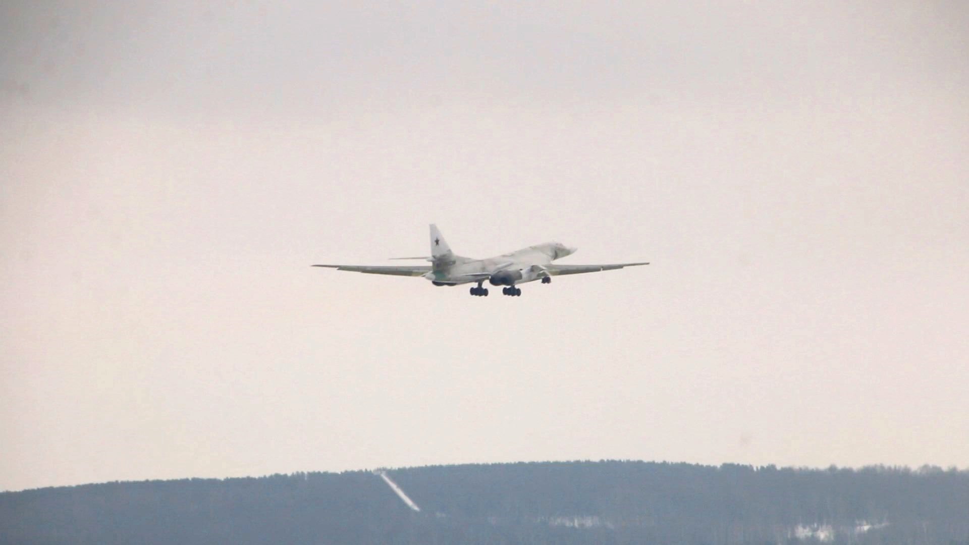 Ту-160М выполнил первый полет с новыми двигателями