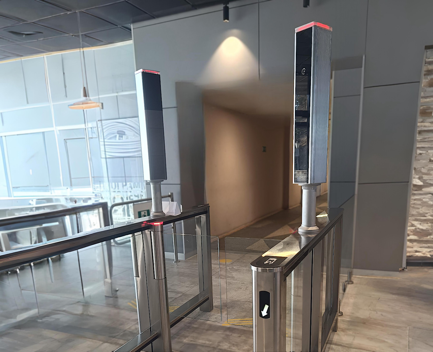 «Азимут» разработал первый в России комплекс идентификации по радужной оболочке глаза