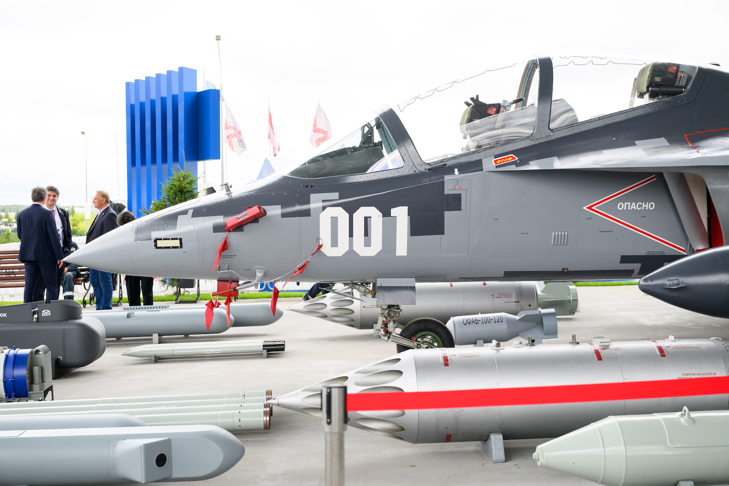 Rostec to Unveil the Yak-130M and the Domestically Produced Ansat-M at Dubai Airshow 2025