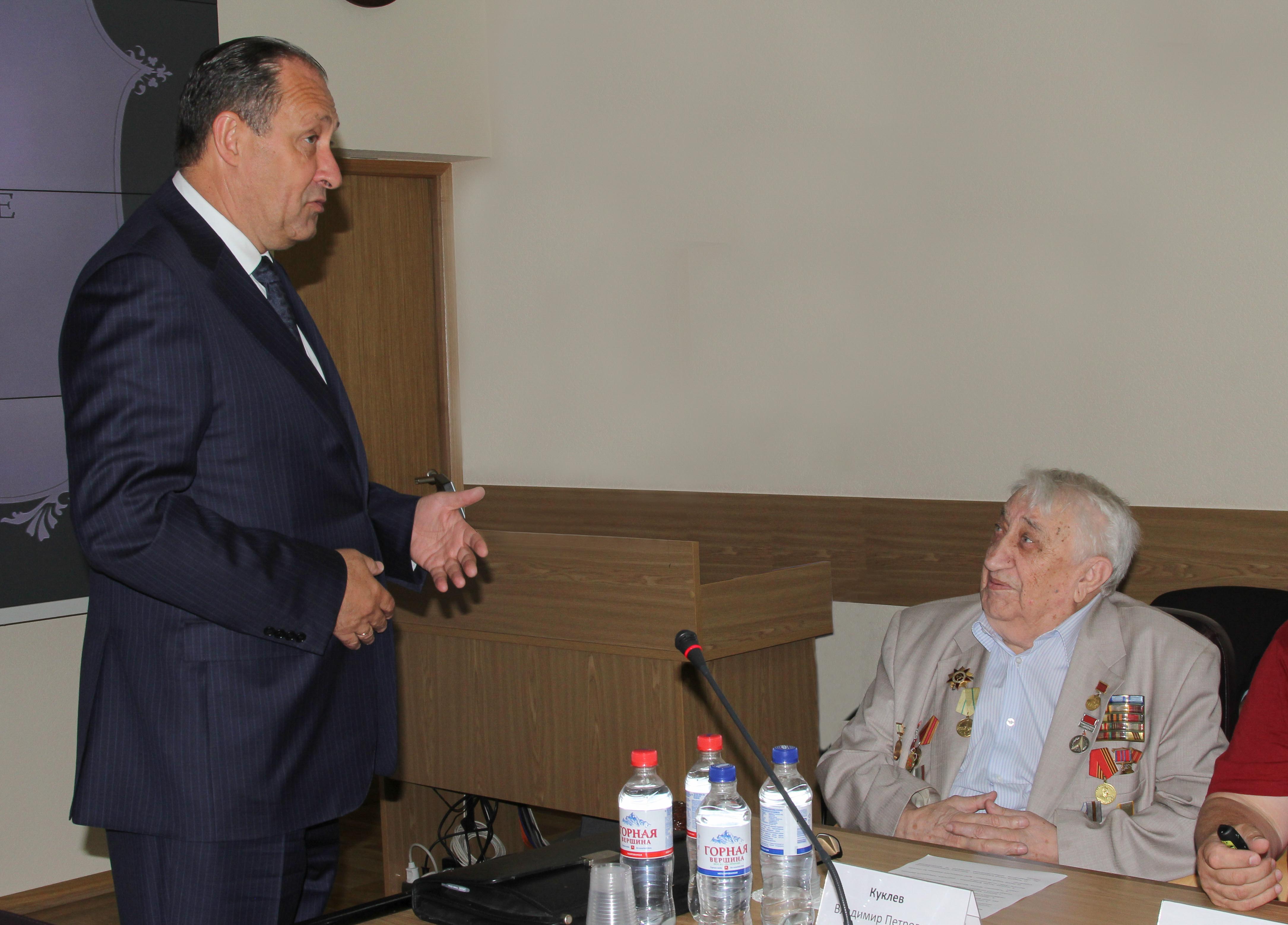 100-летний сотрудник «Росэлектроники» рассказал о будущем радиоэлектроники