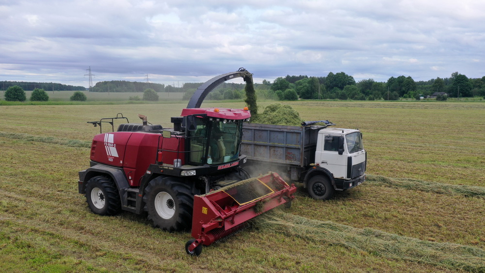Комбайновый двигатель ТМЗ проходит полевые испытания в Белоруссии