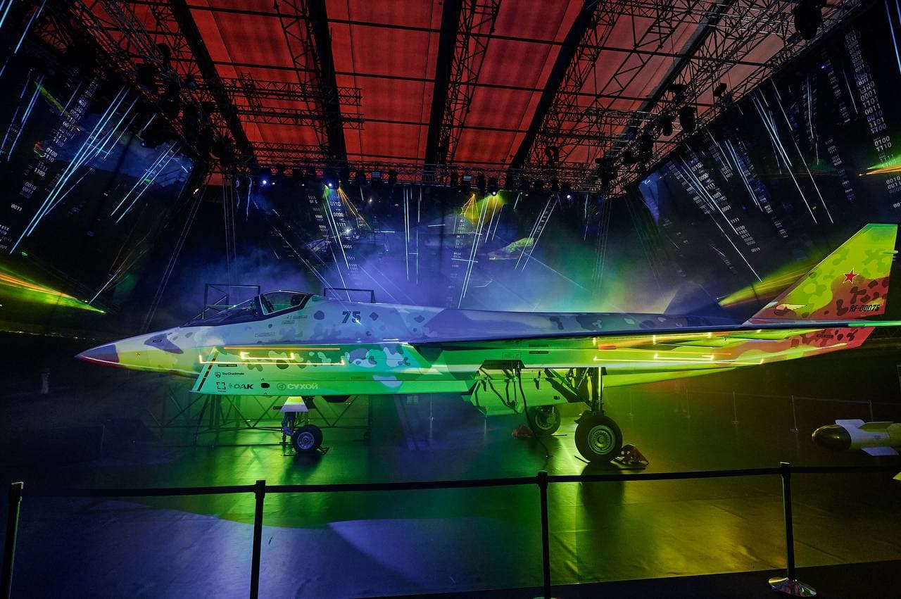 The First International Presentation of the Checkmate Fighter Jet Starts in Dubai
