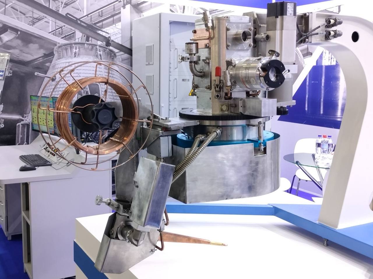 Ростех представил вакуумный 3D-принтер для «выращивания» сверхпрочных деталей 