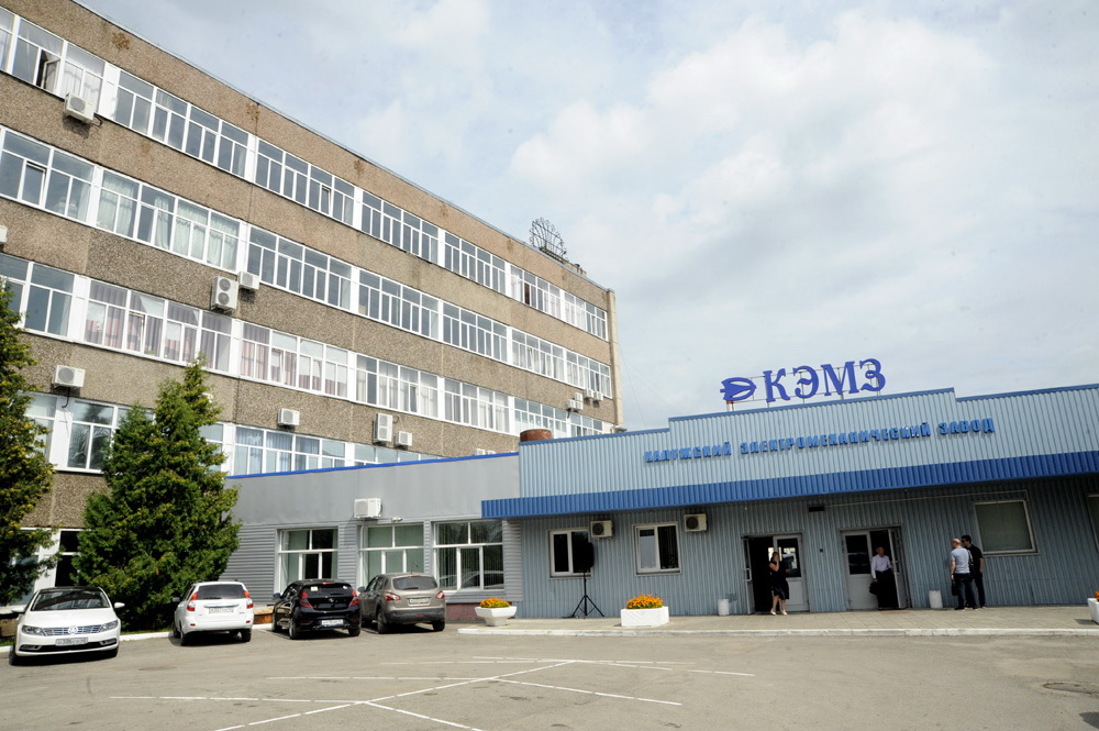 Ростех открыл новое производство мобильных комплексов связи и управления 