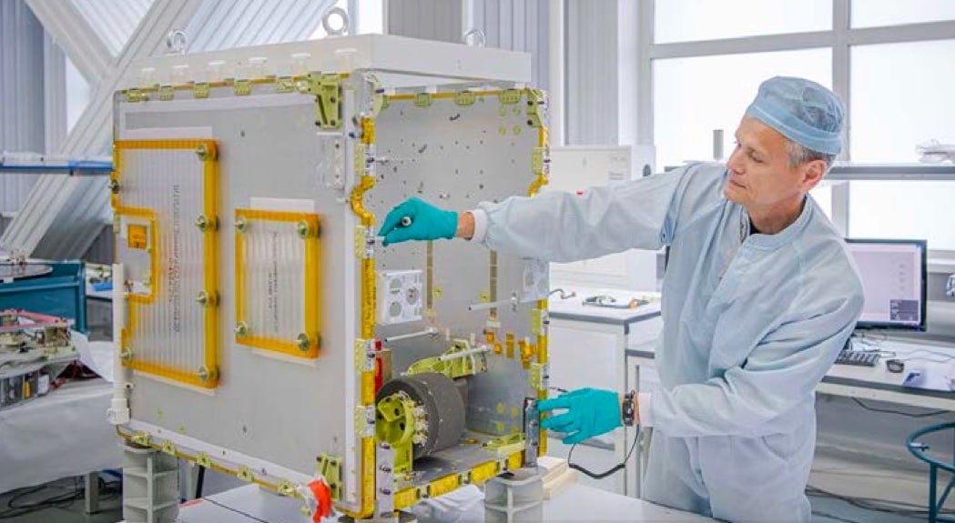 Ростех поставил сверхвысокочастотный прибор для спутника интернет-связи