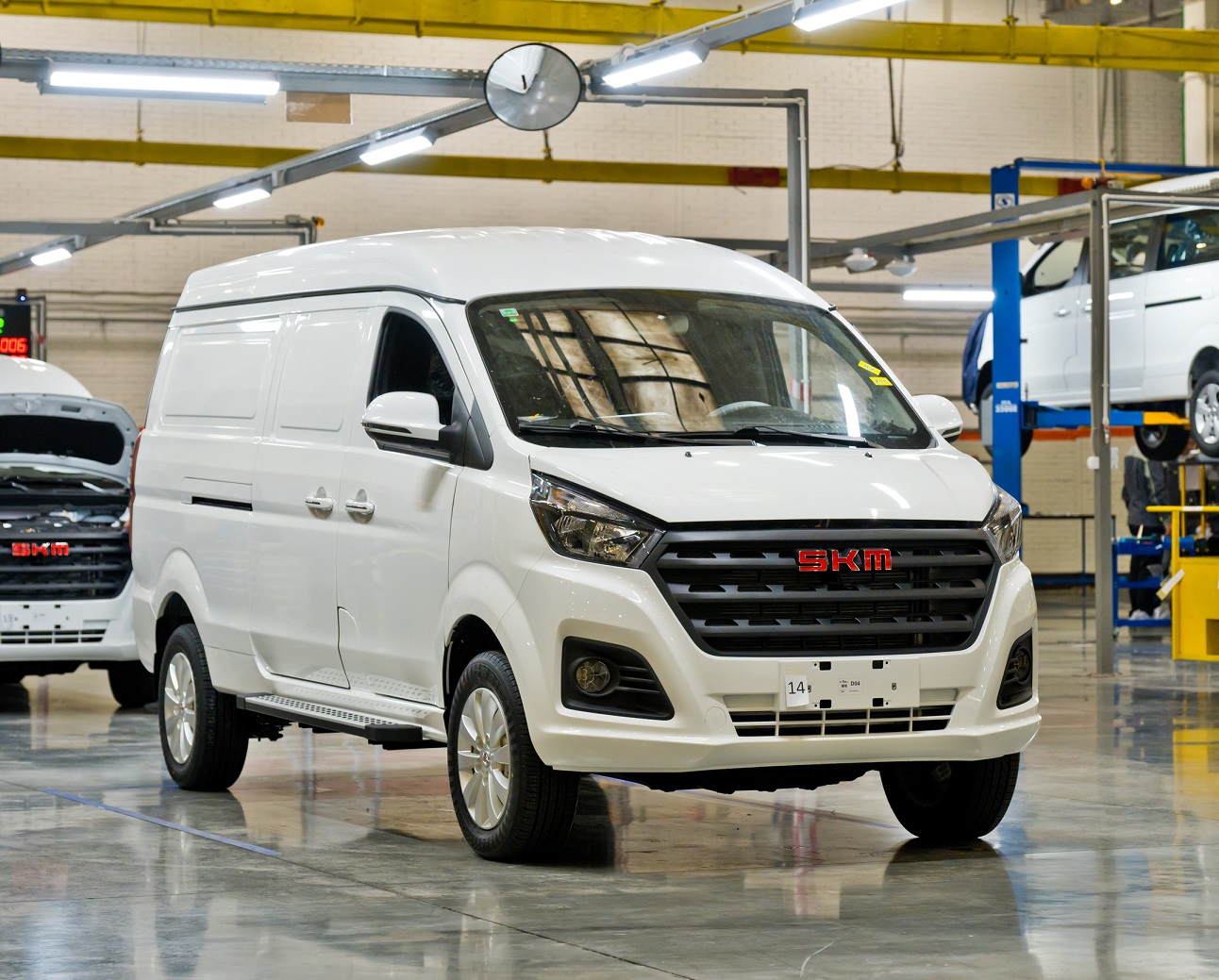 АВТОВАЗ начал производство коммерческих моделей нового бренда SKM