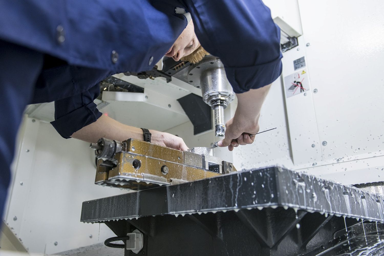 Ростех благодаря цифровизации увеличил загрузку станков на 40%