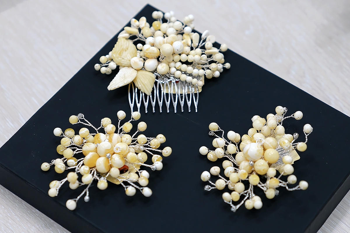 Янтарный комбинат создал новую коллекцию украшений 