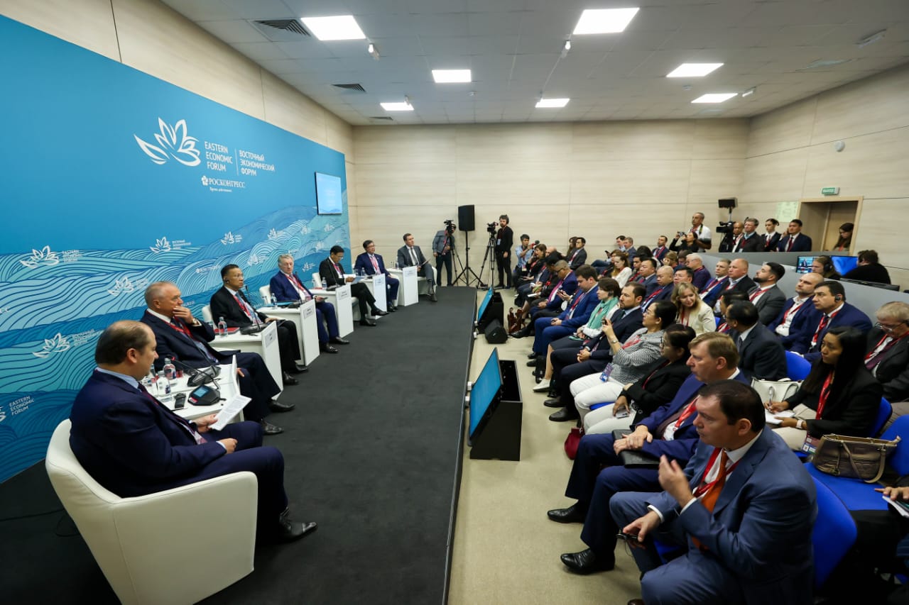 Николай Волобуев выступил на ВЭФ-2023