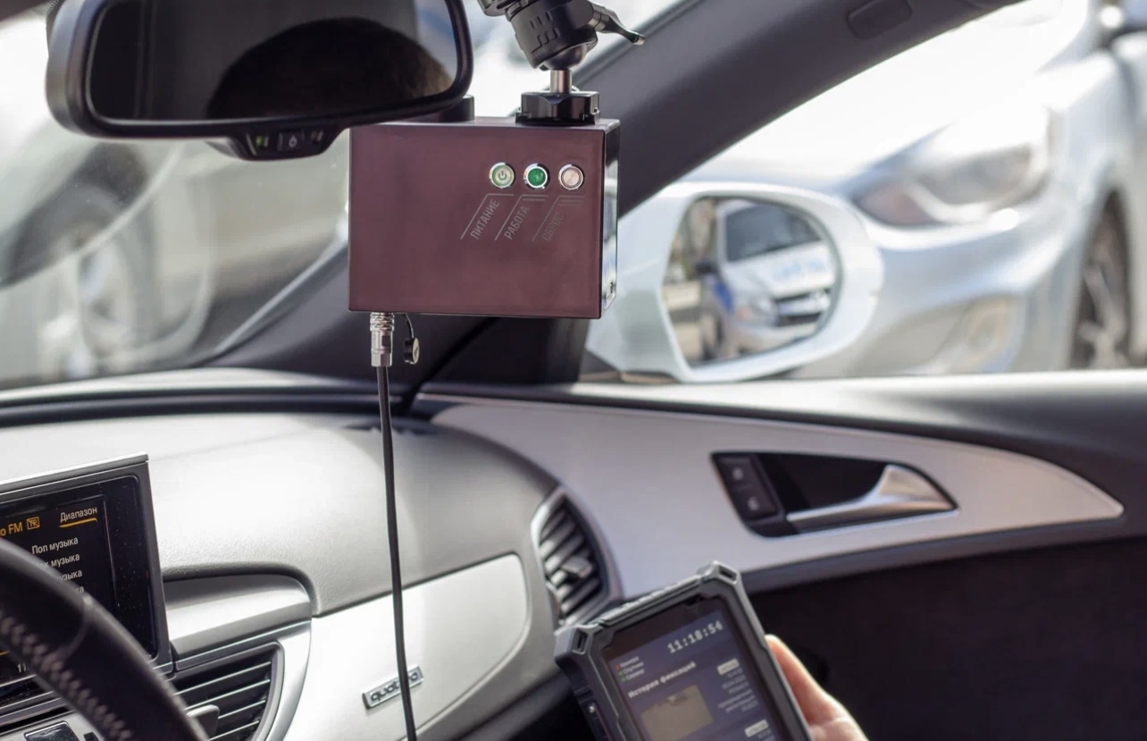 Разработка «Росэлектроники» помогла выявить более 200 правонарушений на дорогах