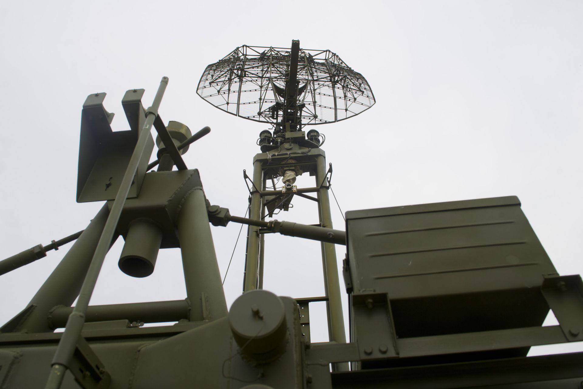 КРЭТ создаст технологию радаров и систем РЭБ на основе радиофотоники