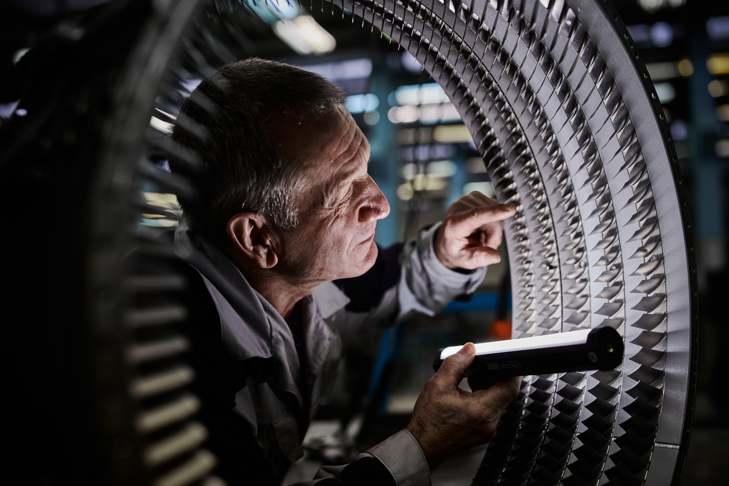 Владимир Путин поздравил ПК «Салют» и «ОДК-Кузнецов» со 110-летием