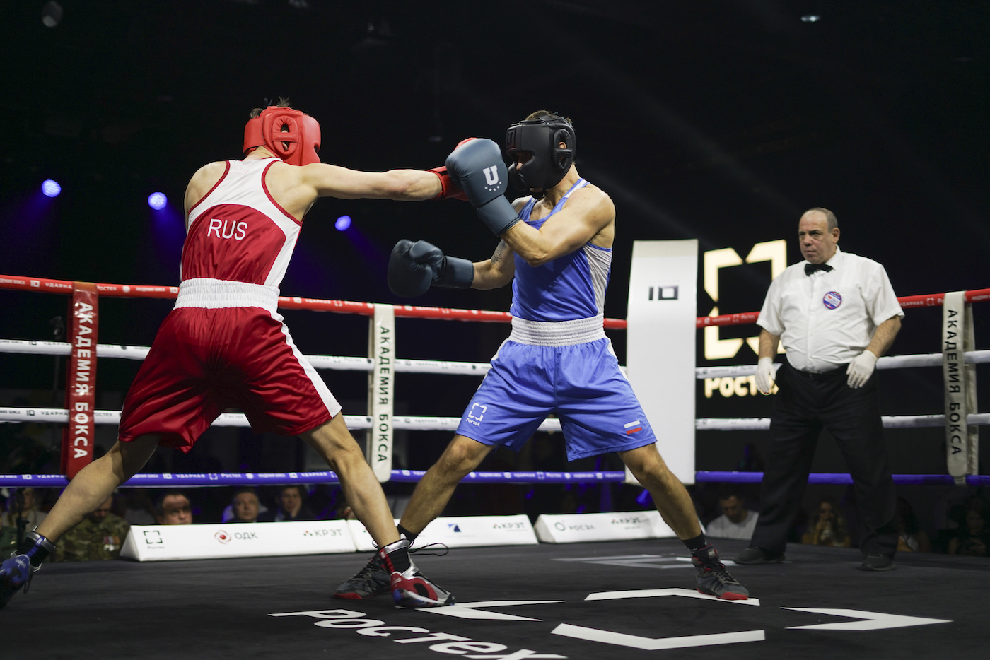 В Ростехе прошел гранд-финал Чемпионата по боксу и силе удара «Ударная десятка»