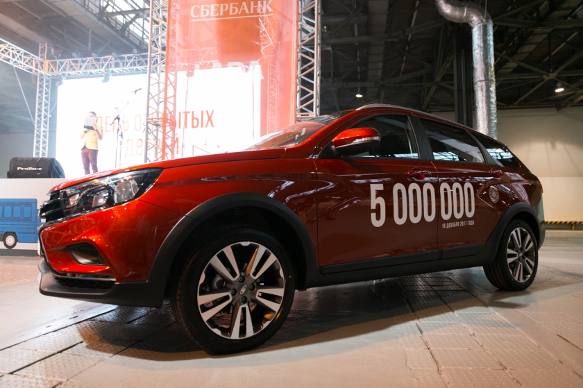 «LADA Ижевск» выпустил пятимиллионный автомобиль