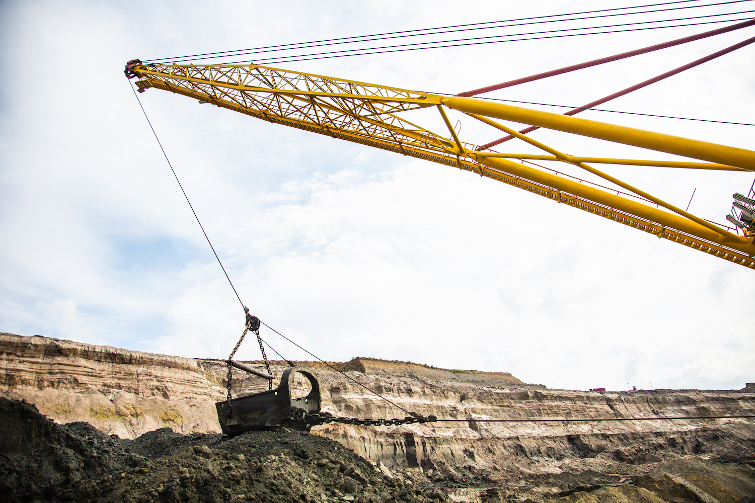 Янтарный комбинат Ростеха завершил сезонную добычу янтаря