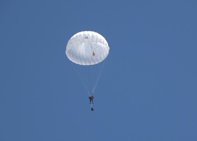 Rostec Hands the Kadet-100 Parachute System Over for Official Testing