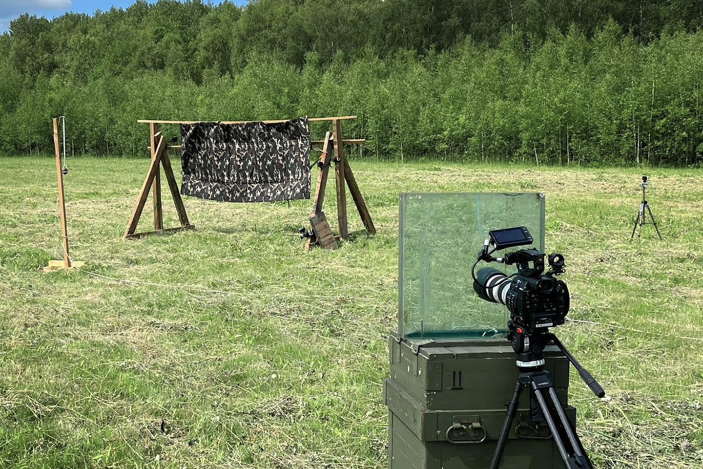 НИИ стали испытал противоосколочное одеяло гранатами