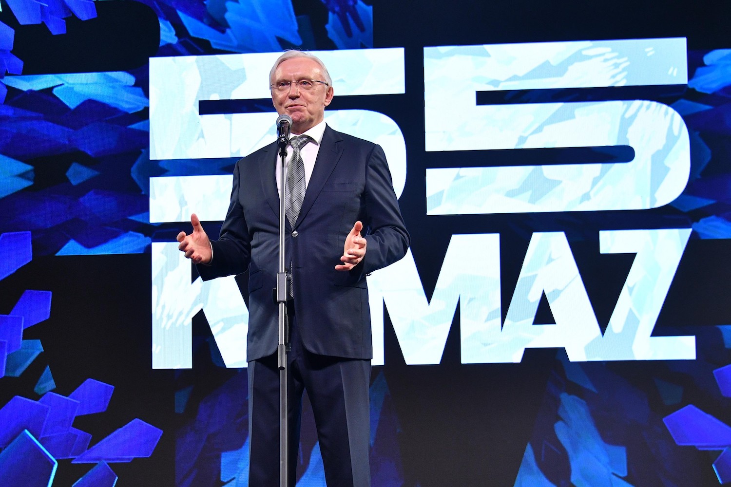 Сергей Когогин награжден званием Герой Труда