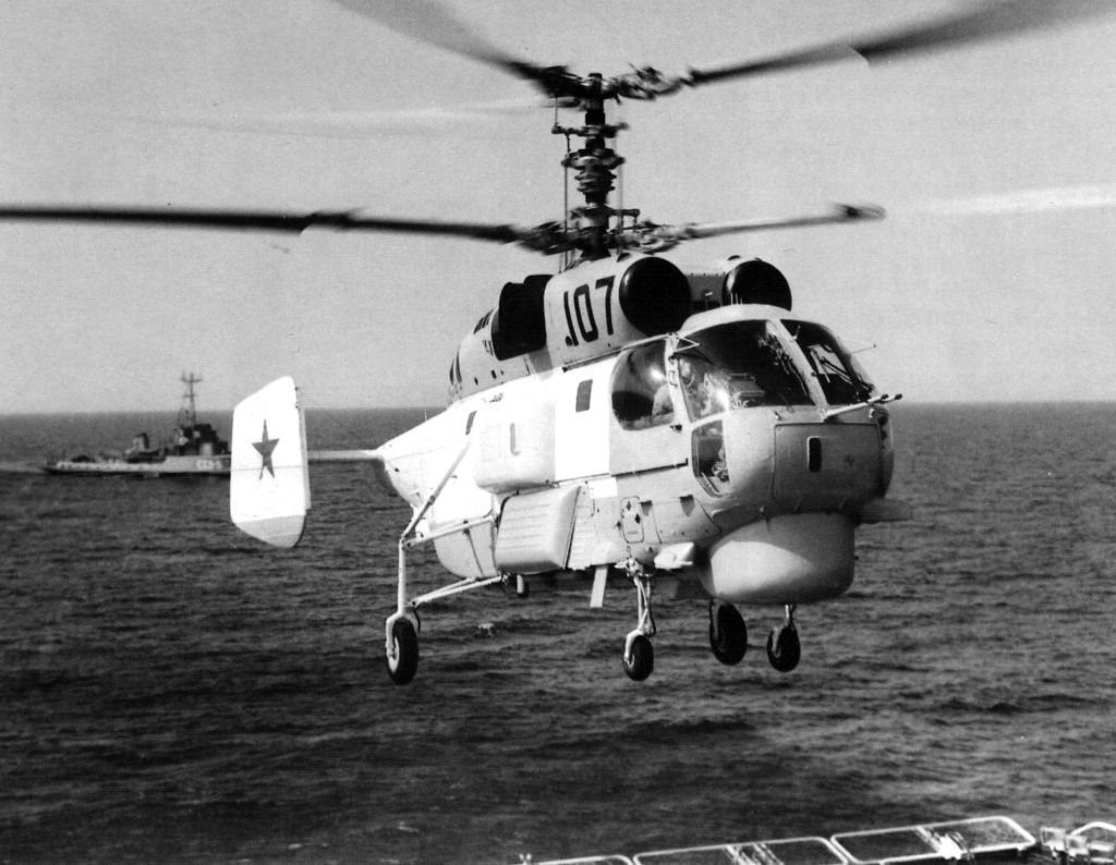 1a.Ka-27PS-zahodit-na-palubu..jpg 1a.Ka-27PS-zahodit-na-palubu..jpg