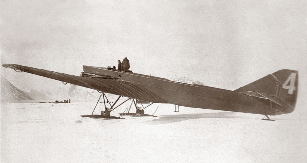 TB-1-na-lyzhnom-shassi..jpg TB-1-na-lyzhnom-shassi..jpg