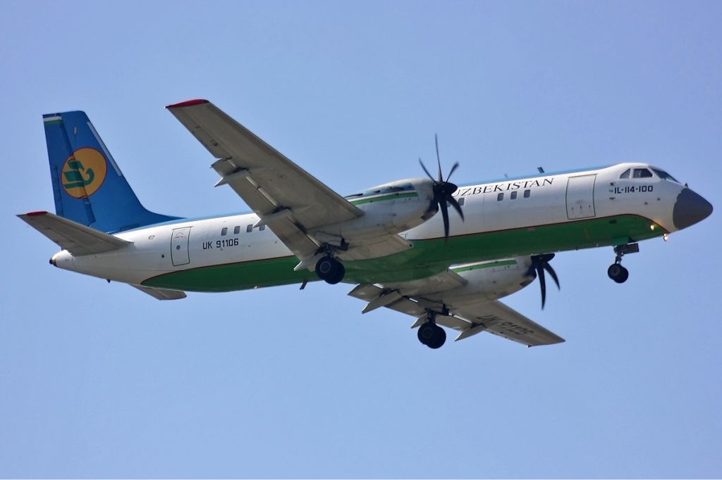 Uzbekistan_Airways_Ilyushin_Il-114_Dyubin.jpg Uzbekistan_Airways_Ilyushin_Il-114_Dyubin.jpg