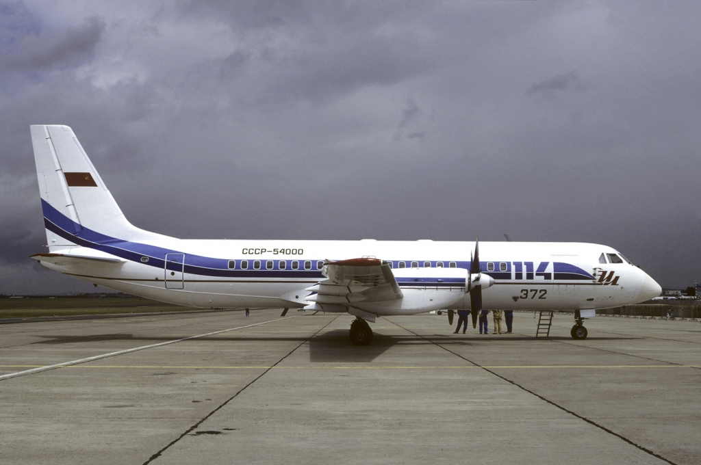 Ilyushin_Il-114_prototype_Volpati-1.jpg Ilyushin_Il-114_prototype_Volpati-1.jpg