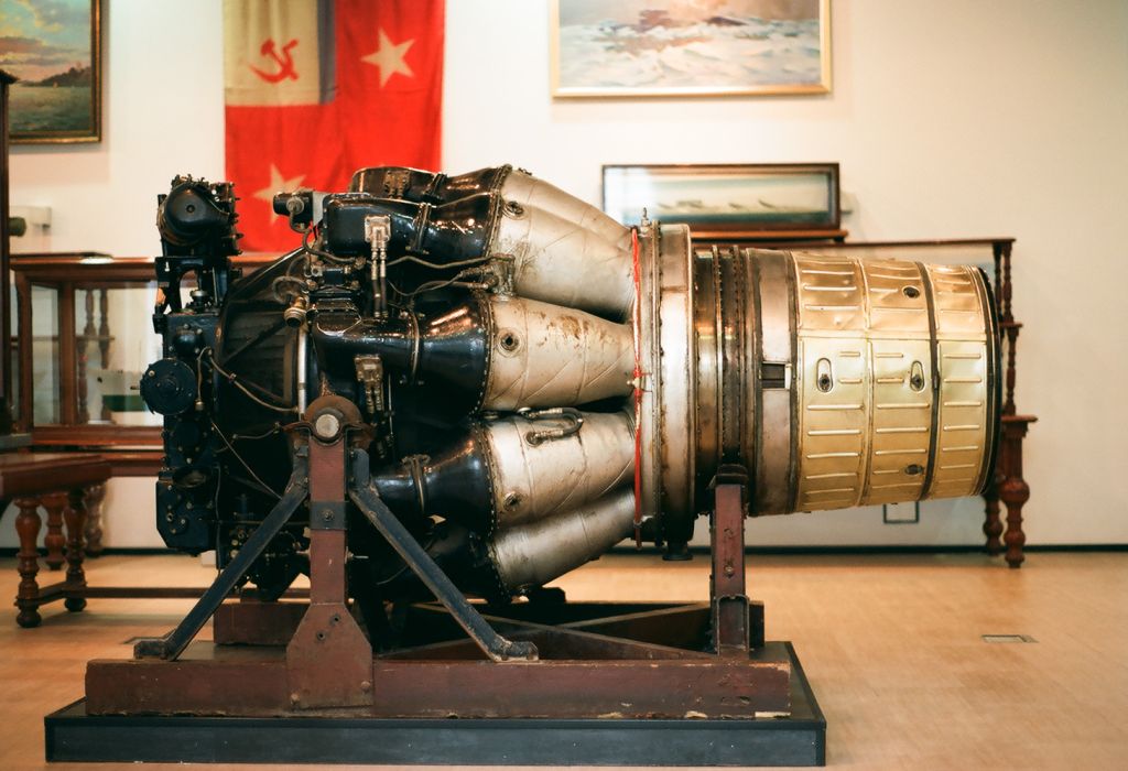 VK-1,_The_first_soviet_jet_engine_(14610715860).jpg VK-1,_The_first_soviet_jet_engine_(14610715860).jpg
