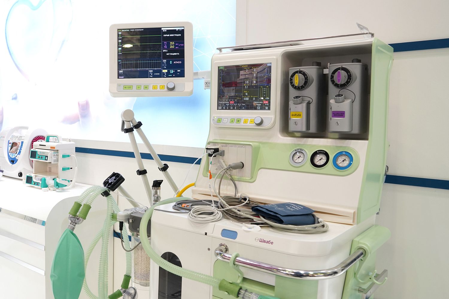 Ростех поставил современные наркозно-дыхательные комплексы в российские медучреждения